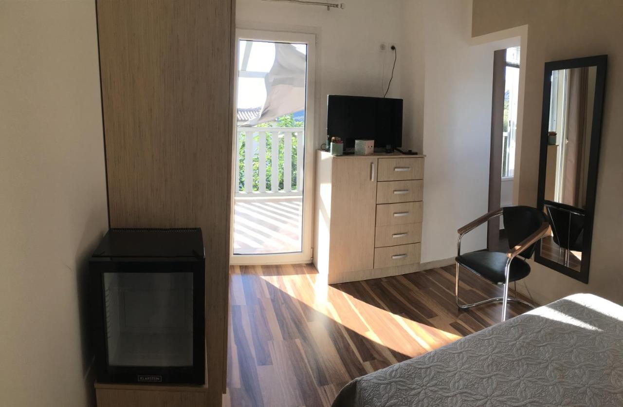 Casa Basgiu, Chambres Avec Balcon Et Table D'Hotes Zilia Ngoại thất bức ảnh
